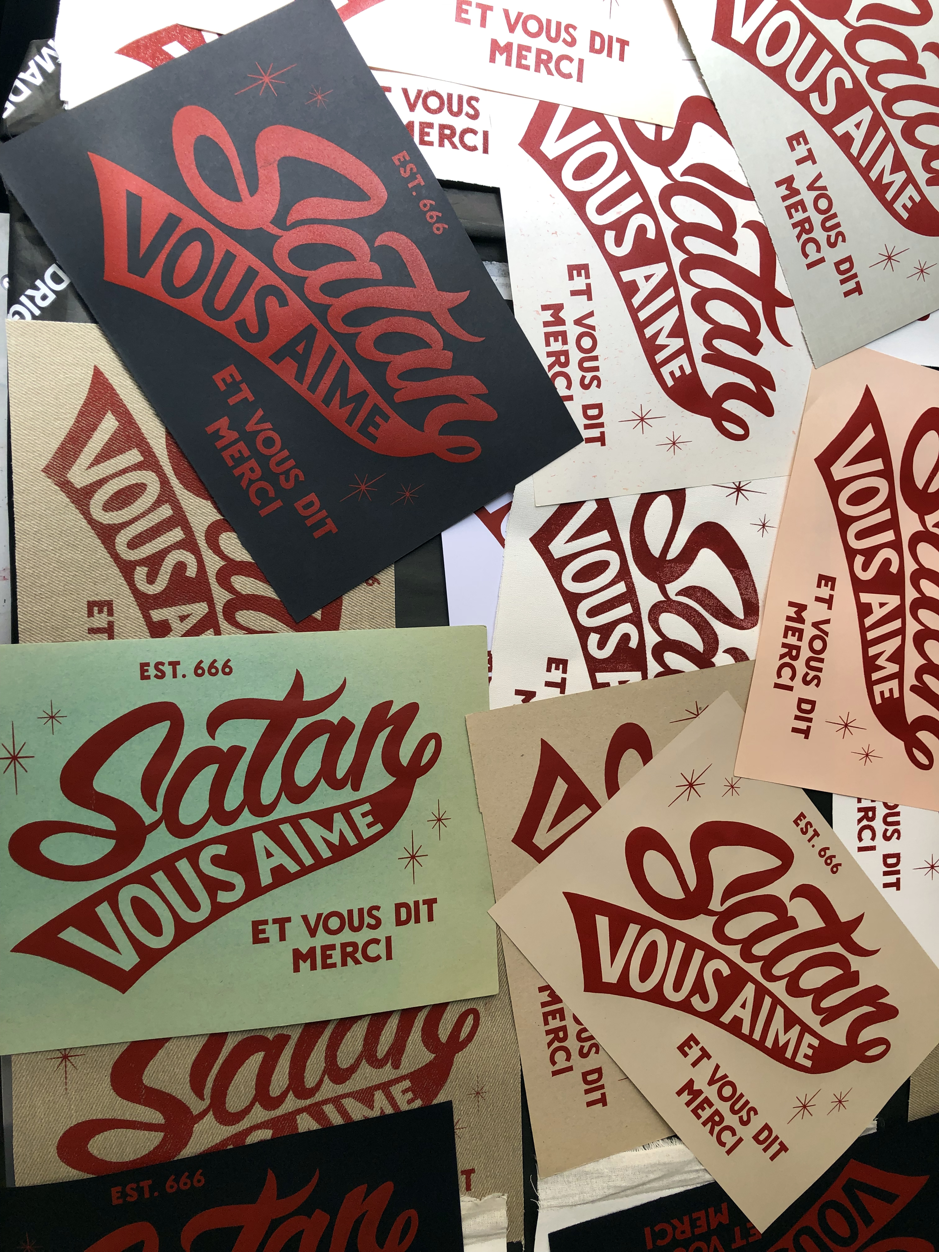 Satan vous aime